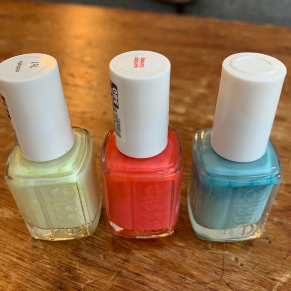 Essie Spring Bundle - Picture 2 of 4
